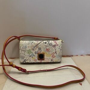 Dooney & Bourke Disney “A Walk in the Park” Crossbody purse